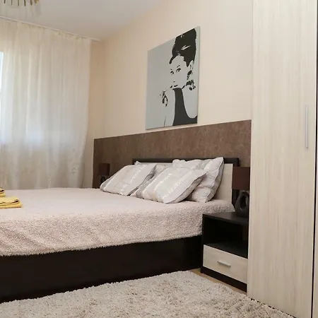 Апартамент Гнездото Улица „Кавала“ 39, Варна Appartement *