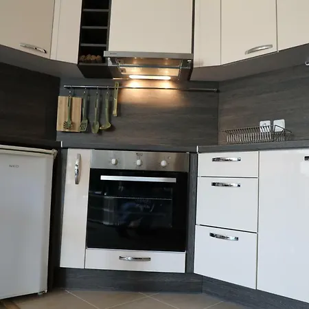 Апартамент Гнездото Улица „Кавала“ 39, Варна Appartement *